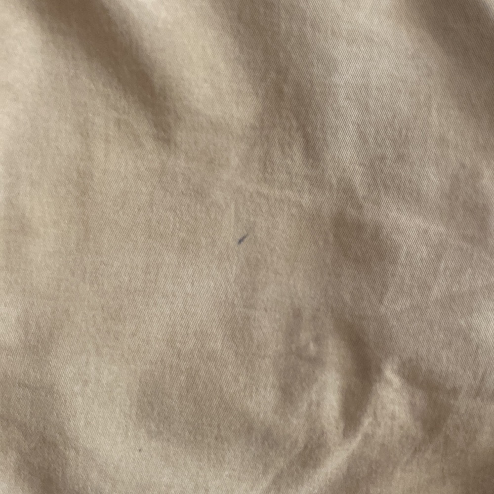 29 waist American Eagle khaki shorts - Picture 2 of 5